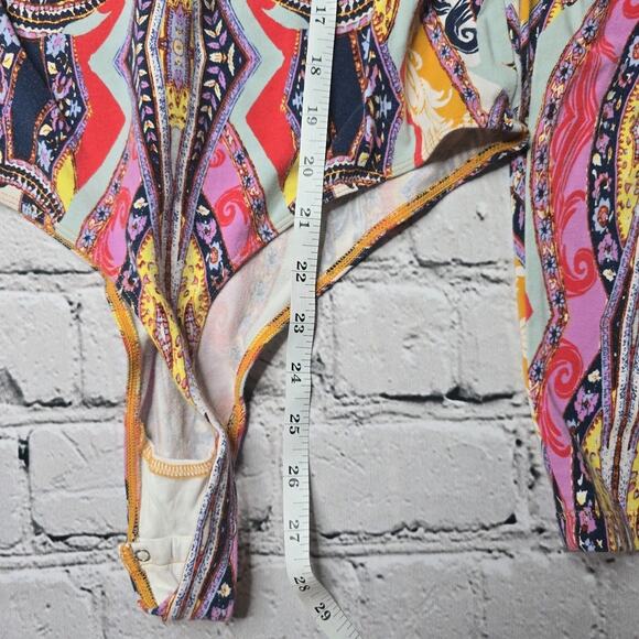 Free People Pick A Place Bodysuit Lace Up V-Neck Detail Long Sleeve Size Large - Picture 9 of 12
